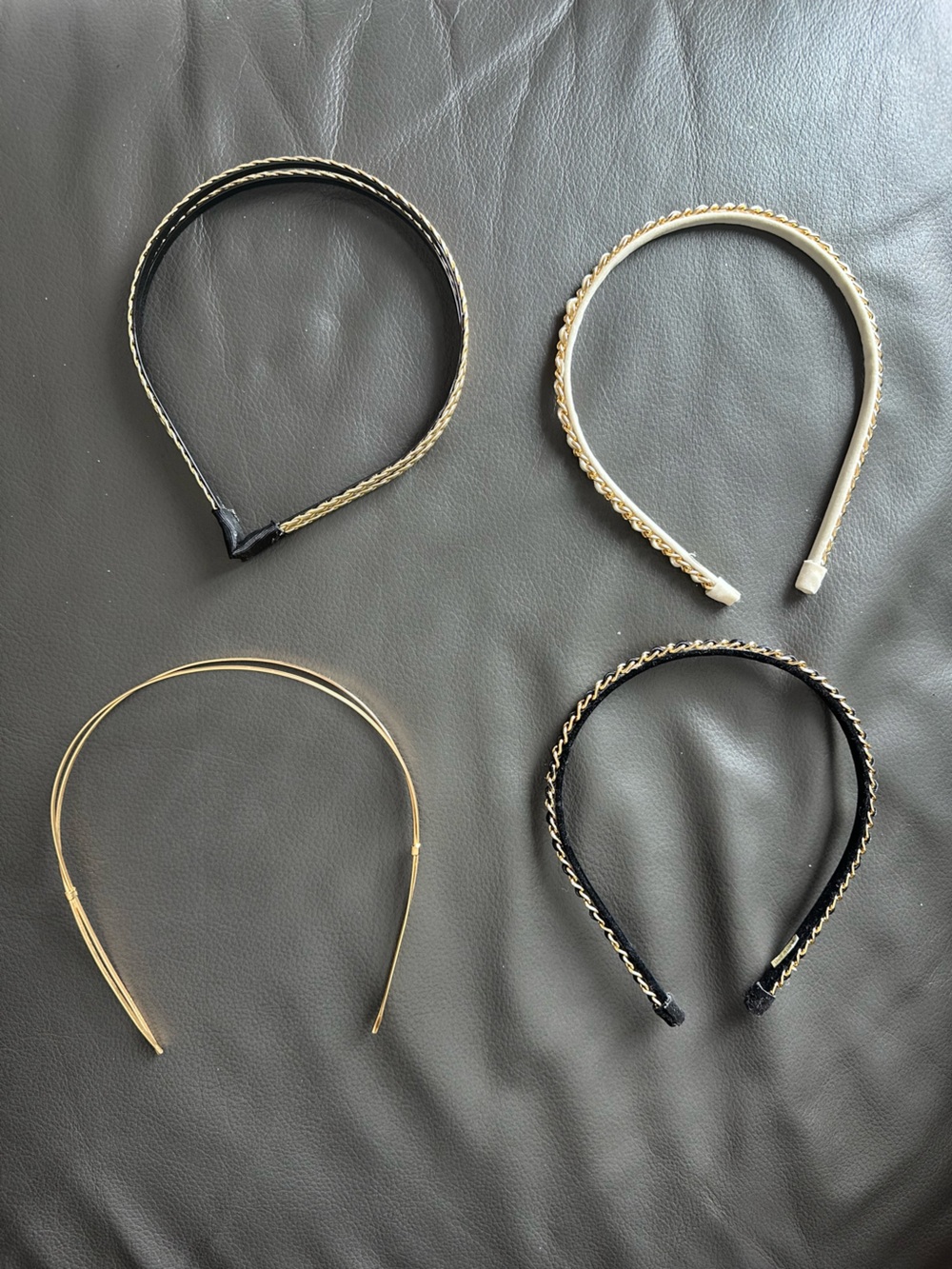 Assorted gold headbands - Picture 3 of 4